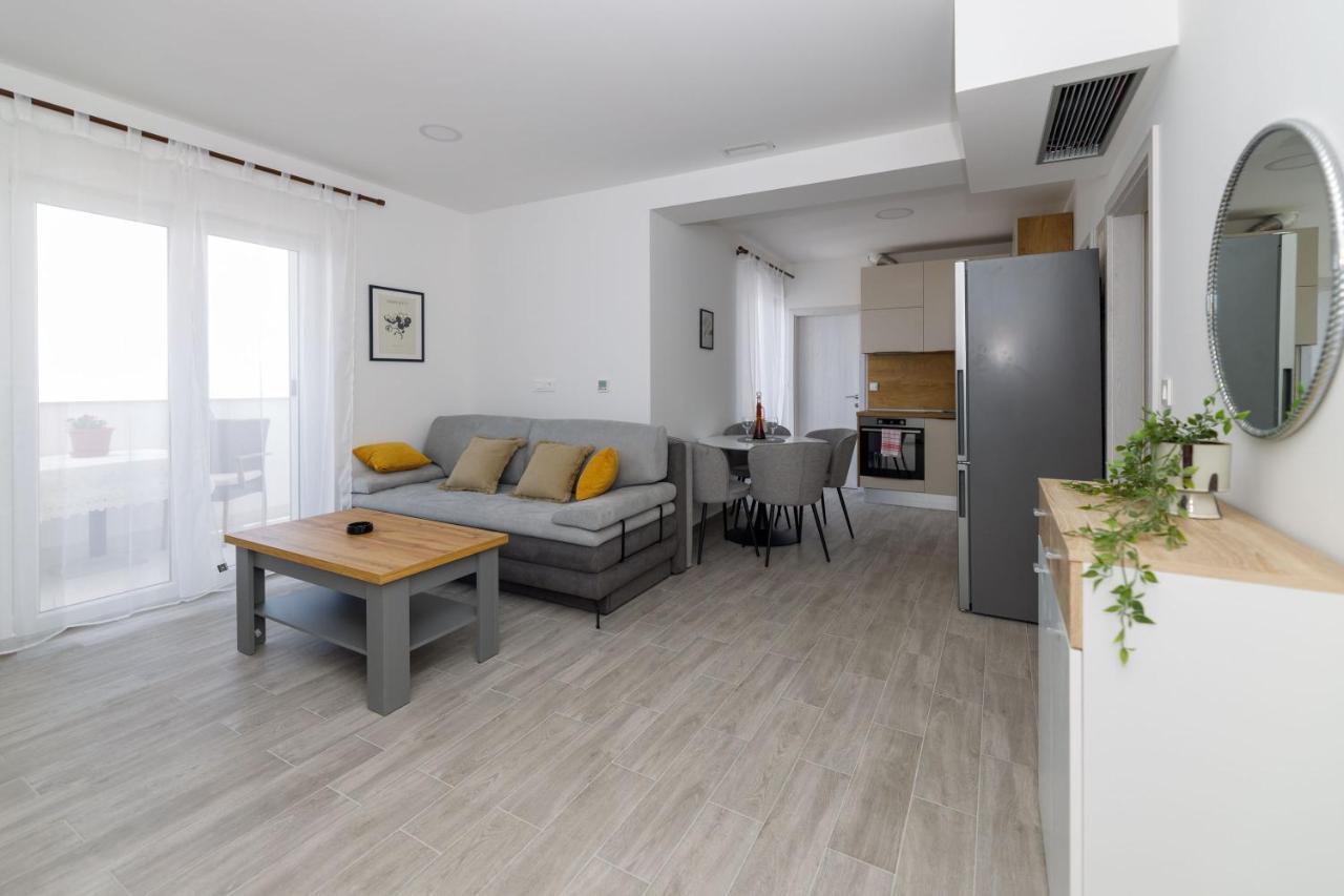 Ferienwohnung Apartman Maro Makarska Exterior foto