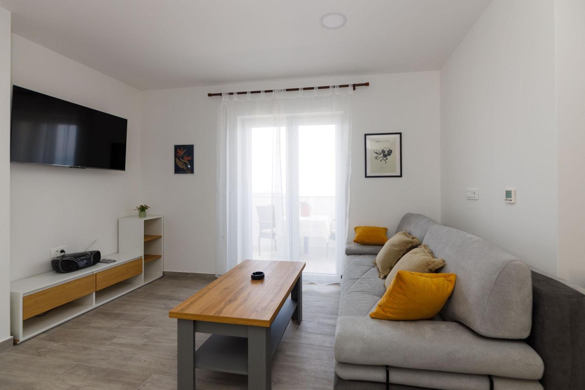 Ferienwohnung Apartman Maro Makarska Exterior foto
