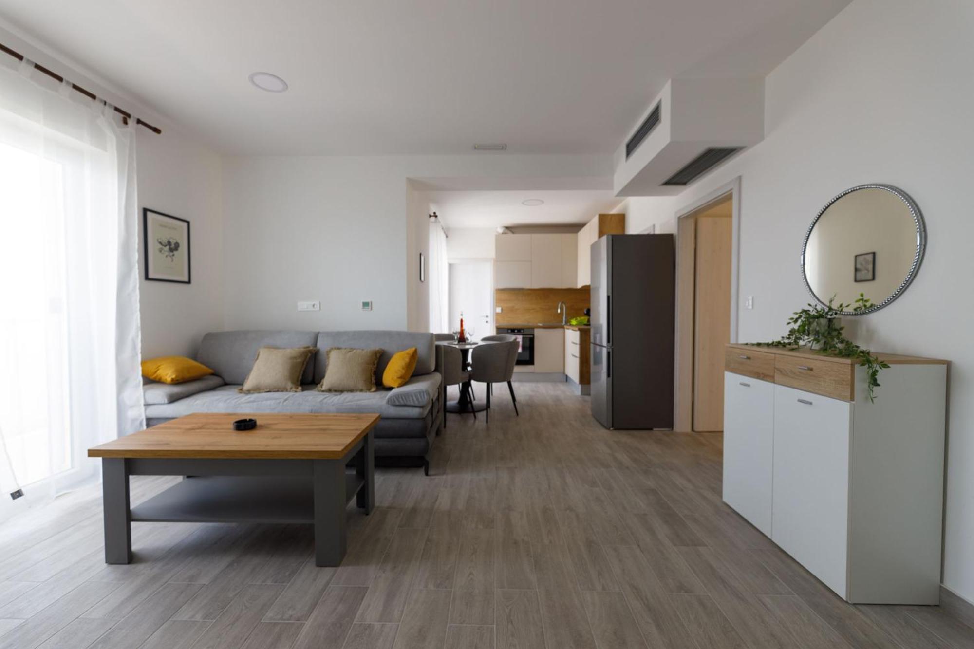 Ferienwohnung Apartman Maro Makarska Exterior foto